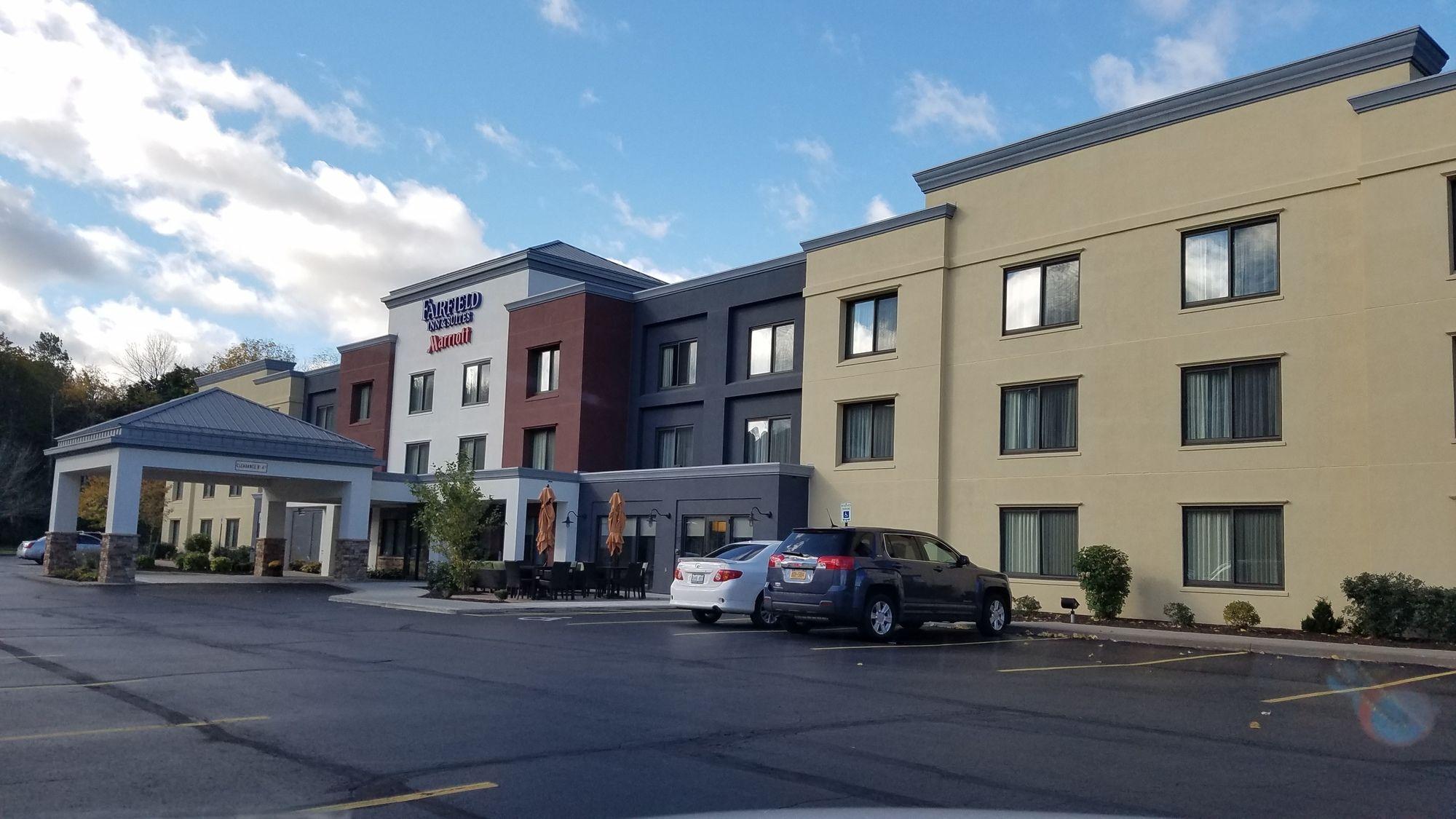 Fairfield Inn And Suites By Marriott Rochester West/Greece Екстериор снимка